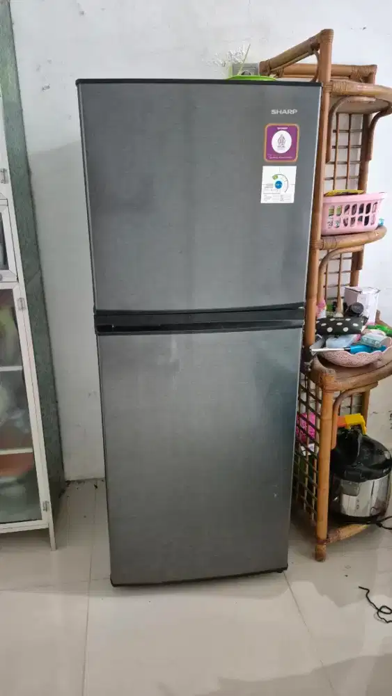 Dijual kulkas 2 pintu low watt