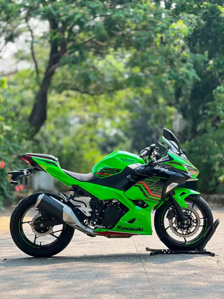KAWASAKI NEW NINJA 250 FI ABS KEYLESS 2024 HIJAU KM 1K KAYAK BARU