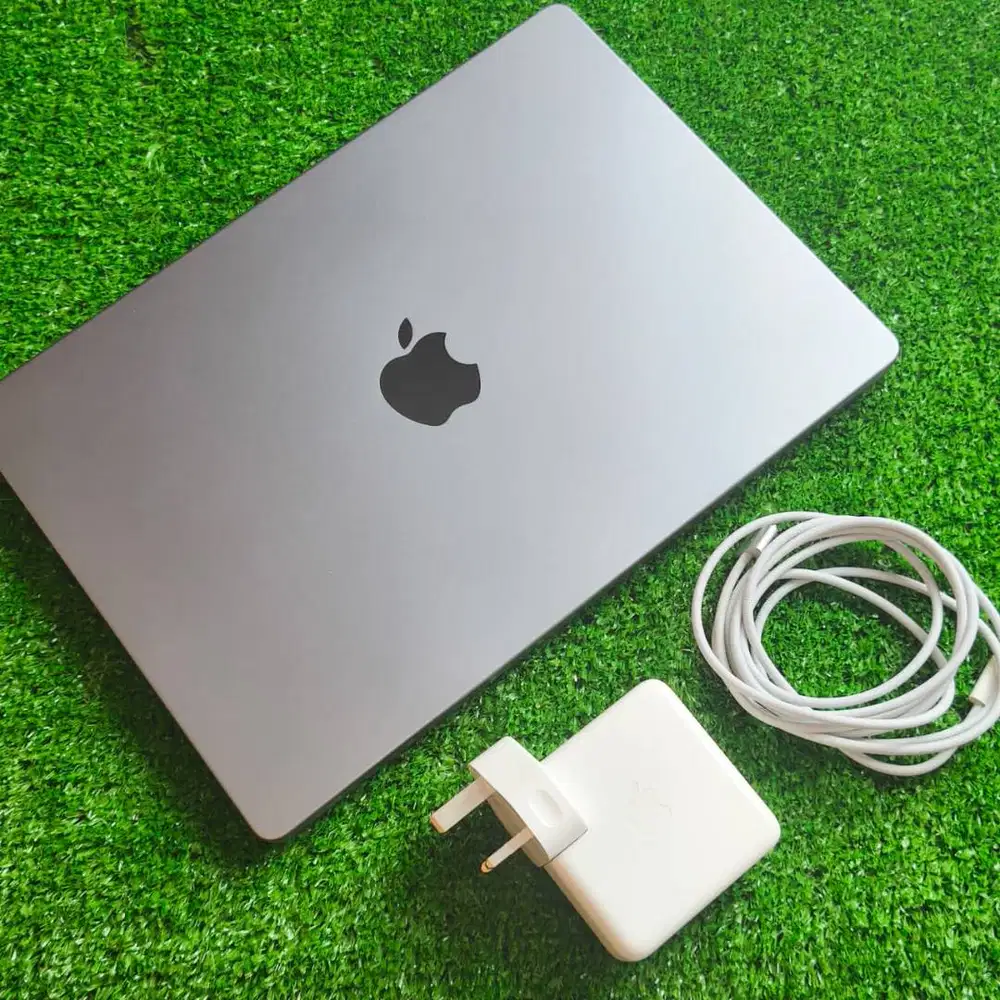 Macbook Pro 14” 2021 M1 Pro 16/512GB CC 113 EX Inter NO BOX ada dent