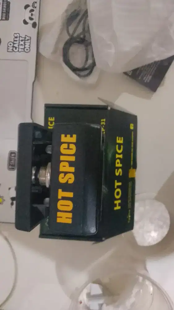 Efek pedal wah caline hot spice cp 31