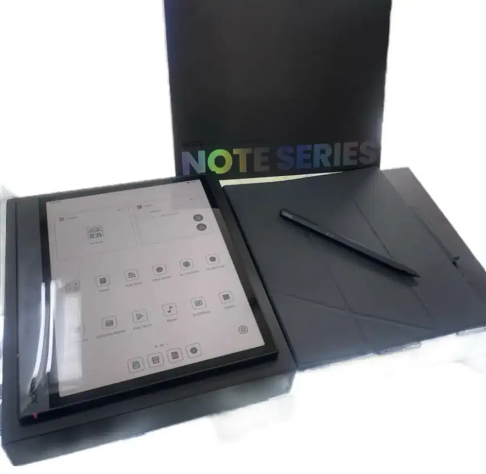 Boox Note Air 4c E-ink 10,3 inchi, second plus Cover & Stylus.