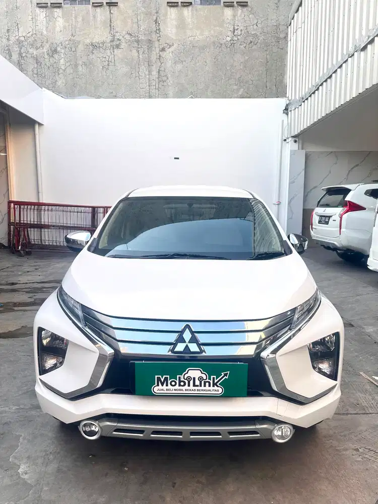 TERMURAH TDP 17JT Mitsubishi x-pander ultimate tahun 2019 AT