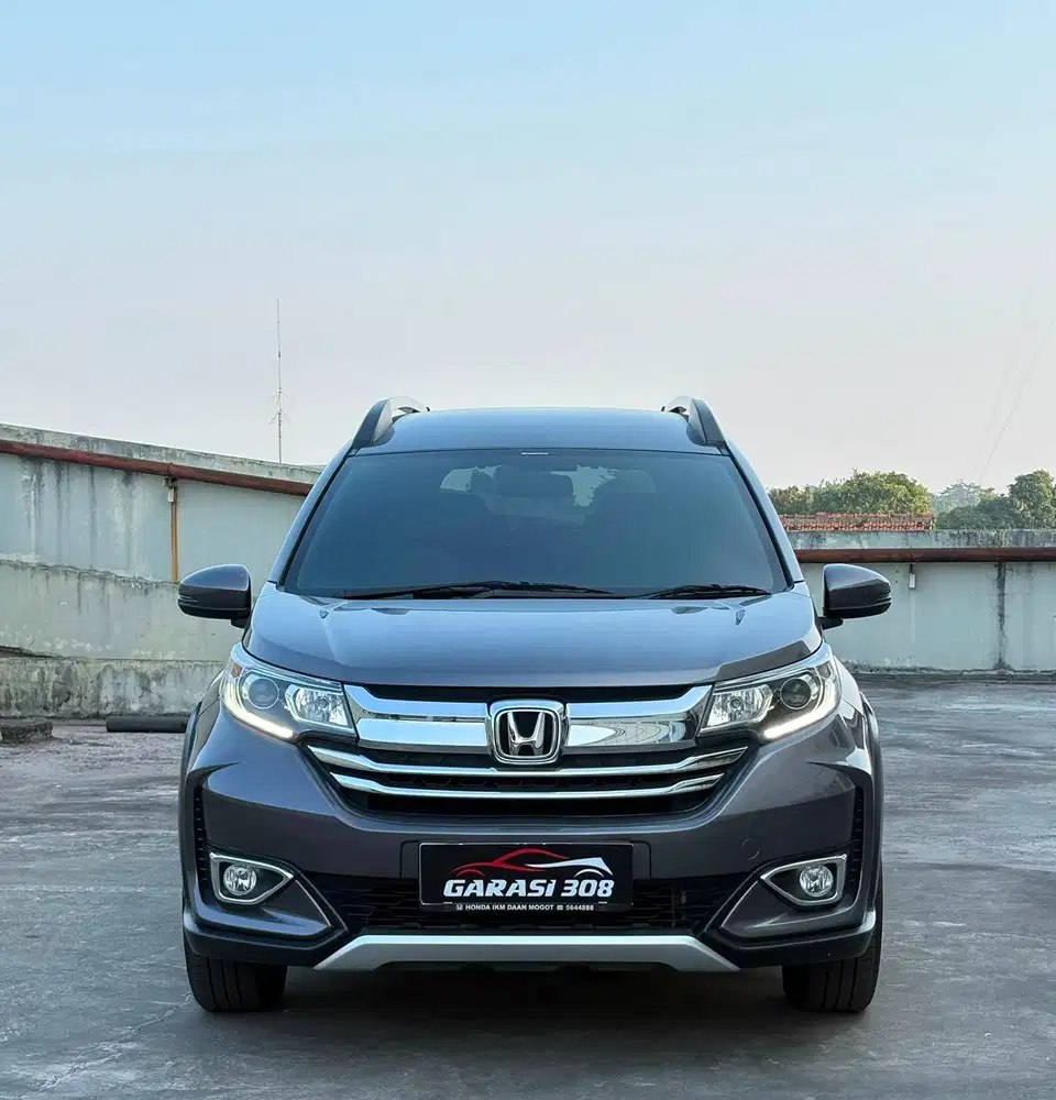 ( Km 44rb) Honda BRV 1.5 E CVT AT 2021 BR-V Abu Abu
