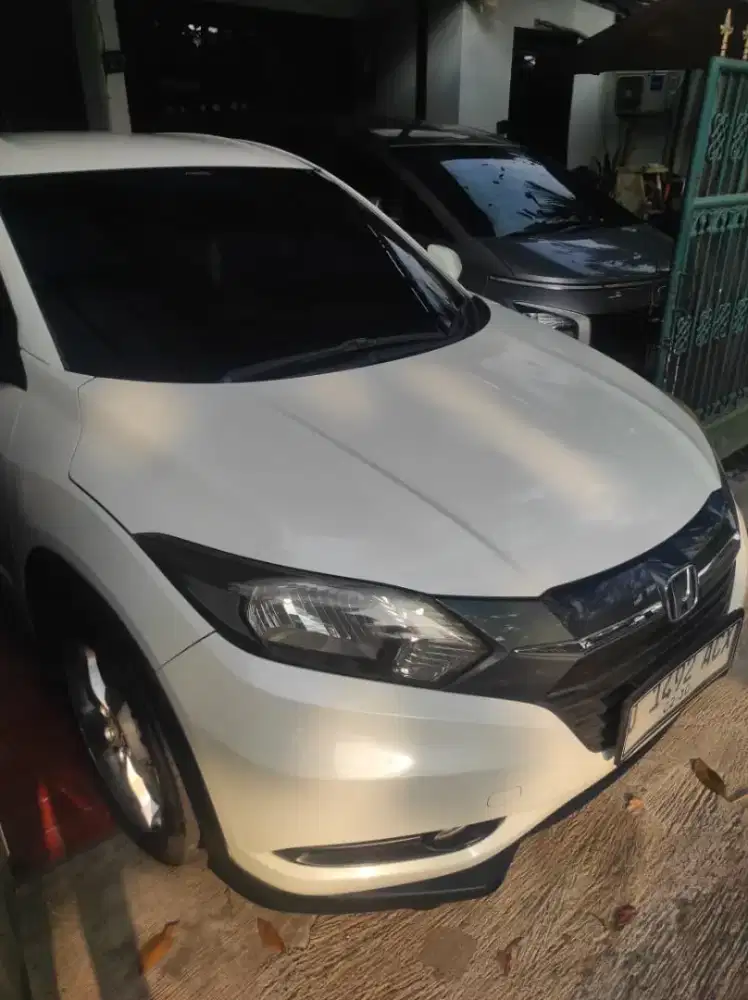 Di jual mobil HRV E CVTtahun 2015