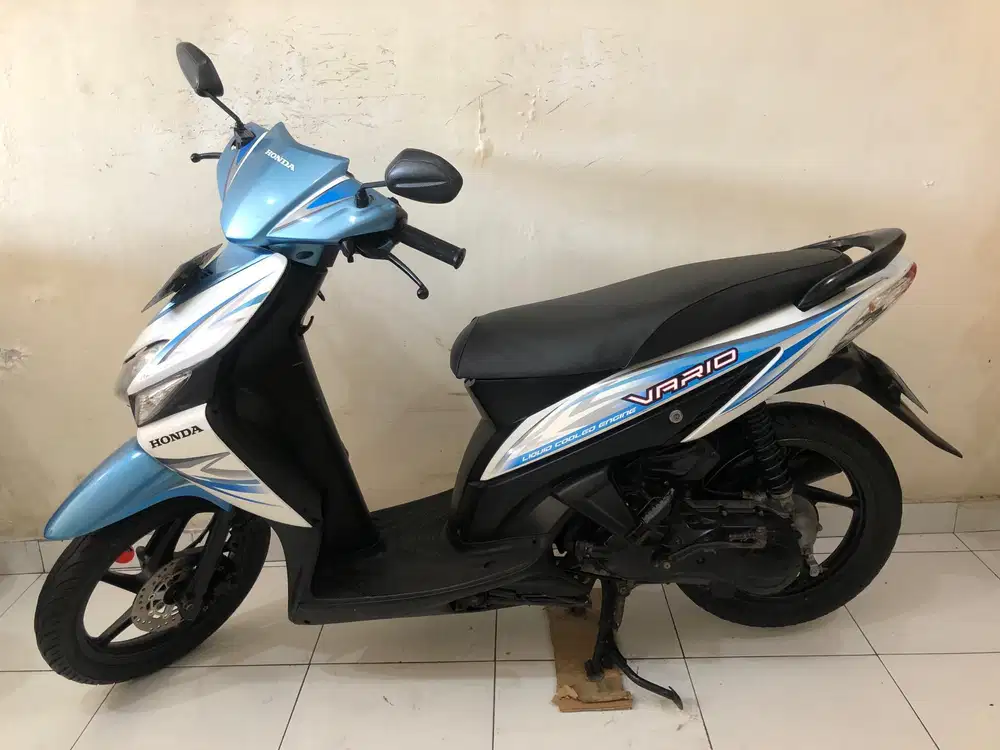 Honda Vario CW Th.2012 putih biru!!