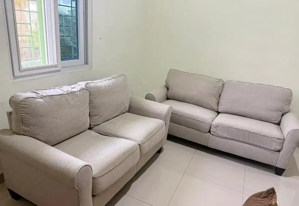 jual Cepat sofa bekas Ashley informa
