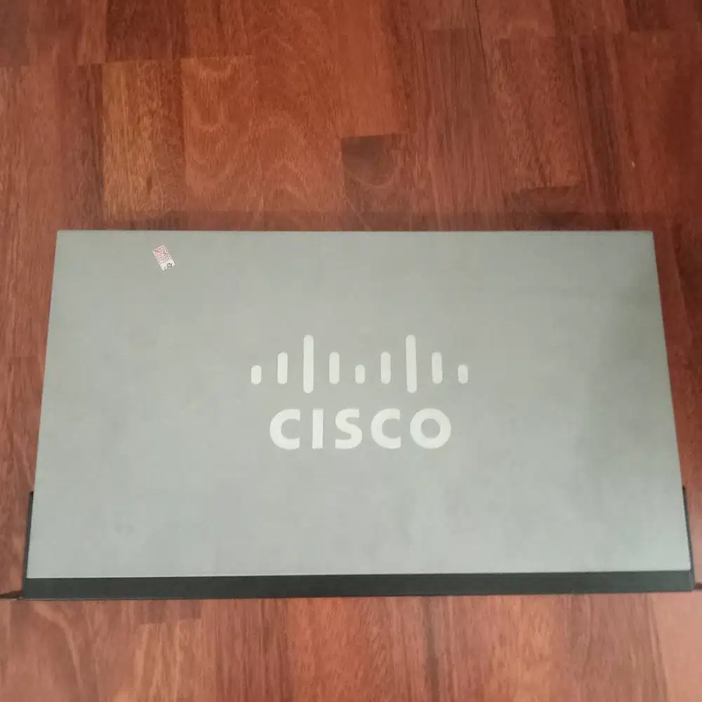 Switch Hub Gigabit Cisco SG300-52 Berfungsi Normal Siap Pakai