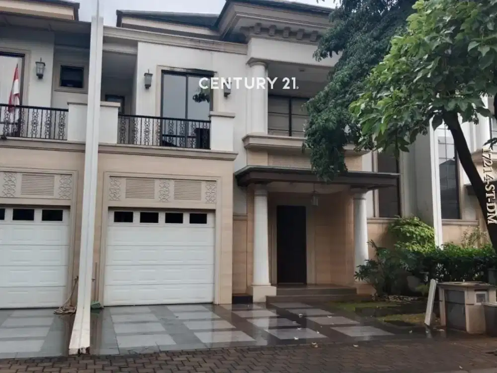 Dijual Rumah Semi Furnished Ada Private Pool Di Cluster BSD