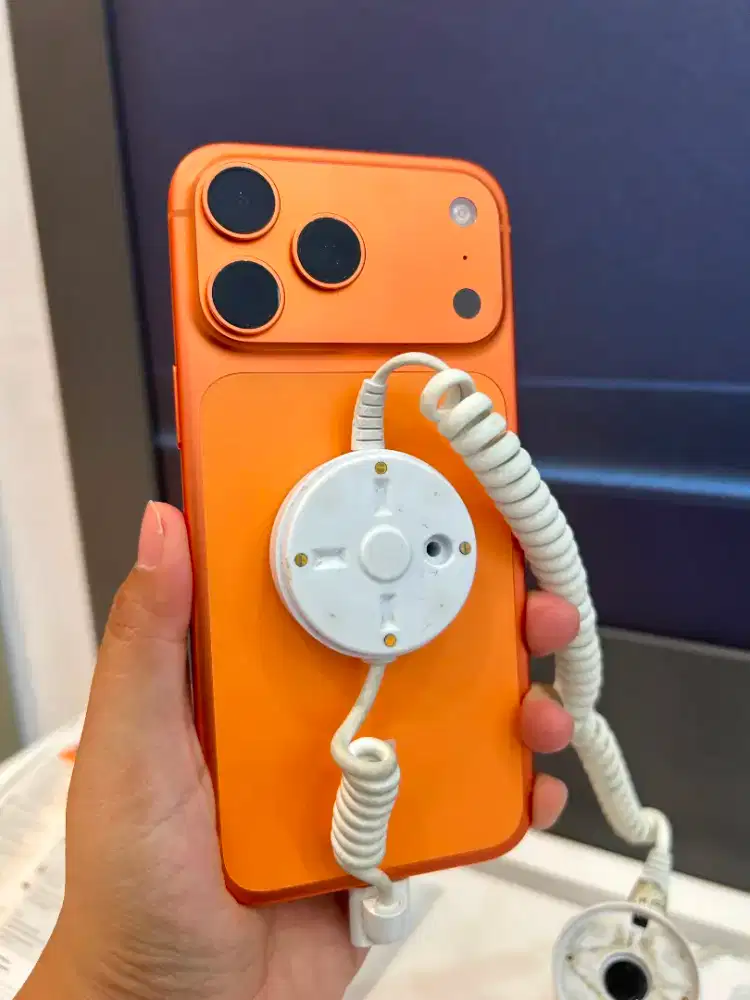 SPESIAL CICILAN IPHONE 17 PROMAX BUNGA RINGAN