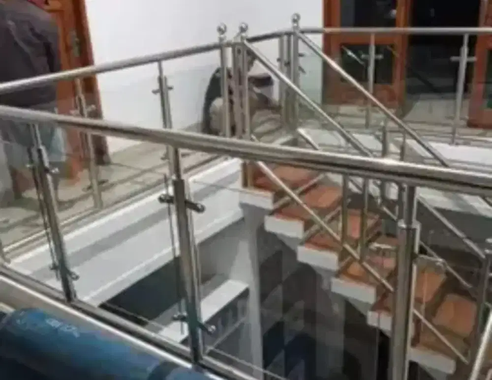 Railing tangga stainless steel @332