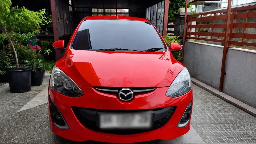 Mazda 2 2012 Bensin