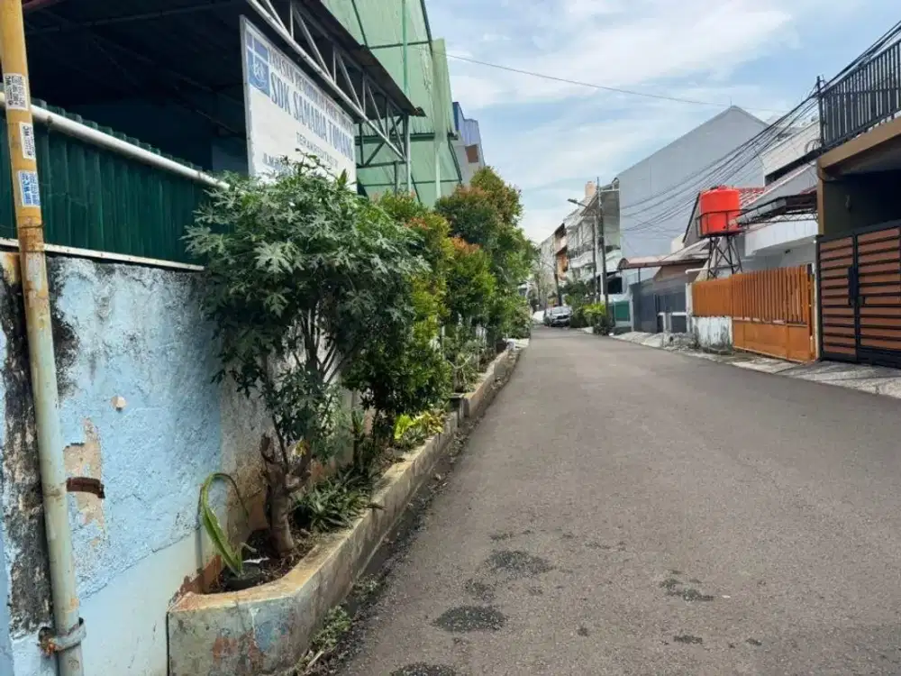 Dijual Rumah Luas Nego Sampe Jadi, Tomang, Jakarta Barat
