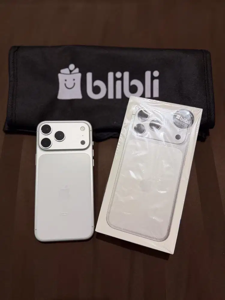 Ip 17 PM 256GB Silver