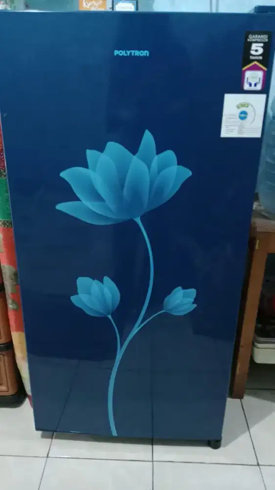 Kulkas second rasa baru
