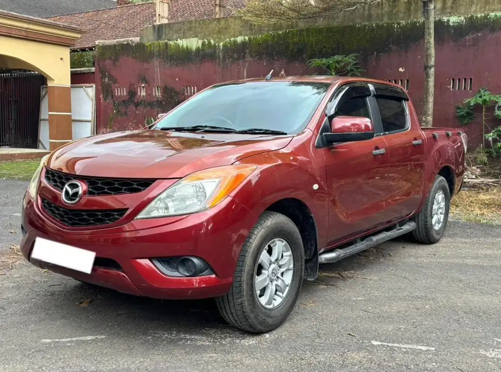 MAZDA BT50 Manual