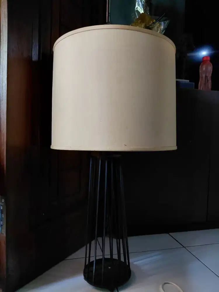 Stone & Beam Modern Table Lamp