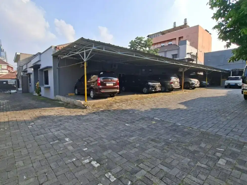 Lahan Pinggir Jalan Strategis Dekat Sekolah Cocok Untuk Klinik/Hotel/Kost Area Palmerah Jakarta Barat