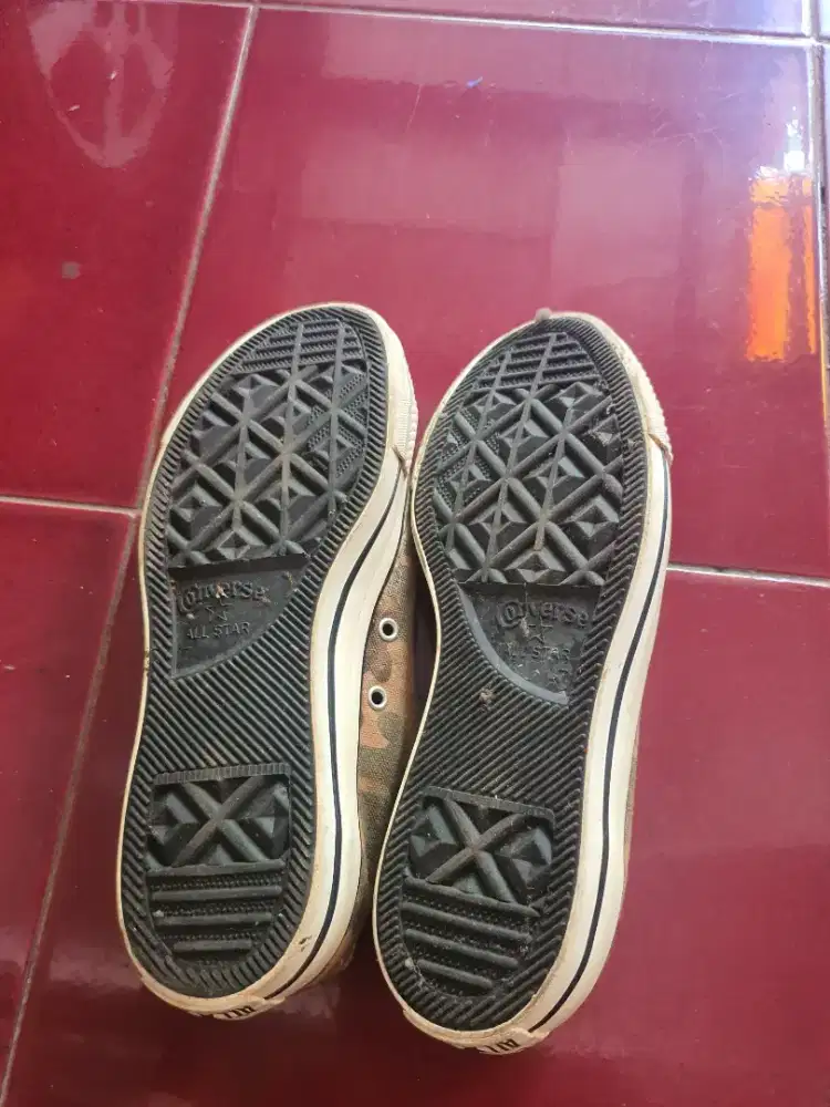 Sepatu Converse