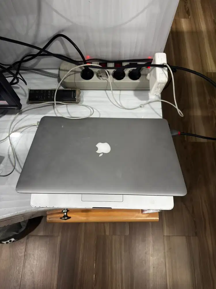 Macbook Pro 2015 15 Inch 15 Retina A1398 Silver LCD Mati SSD 512