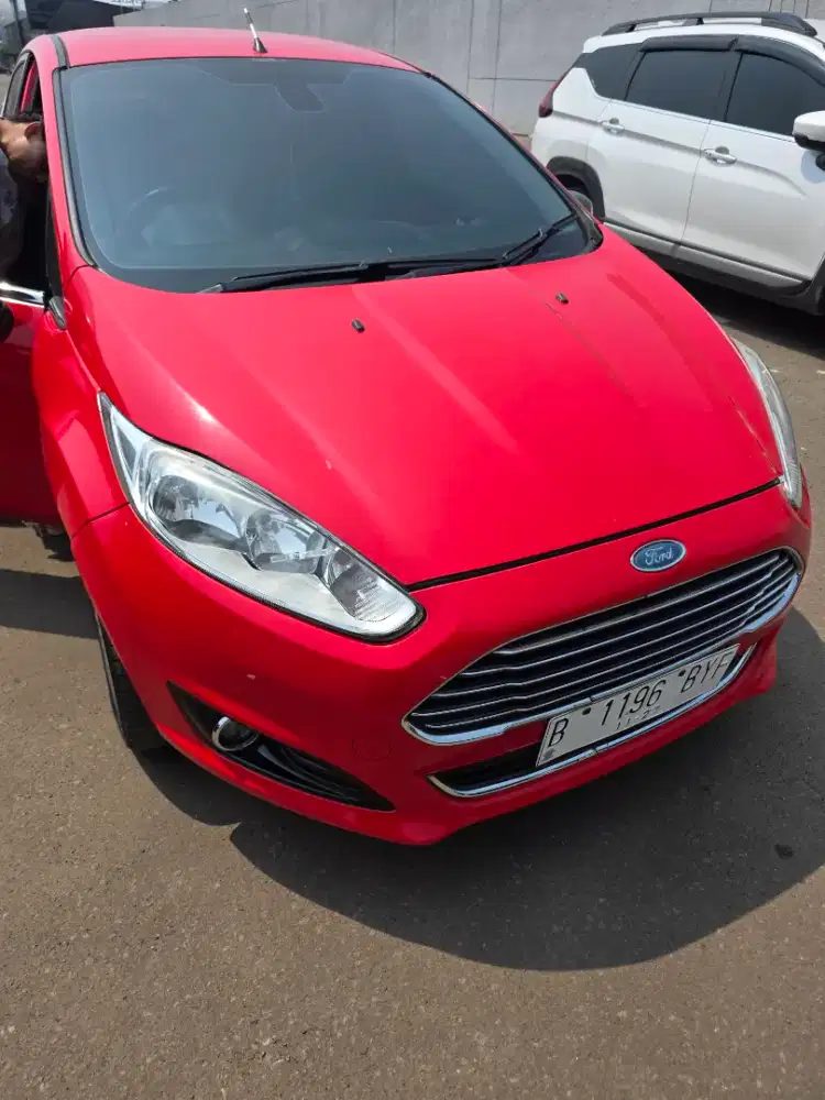 Dijual Ford Fiesta 1,5 AT 2013