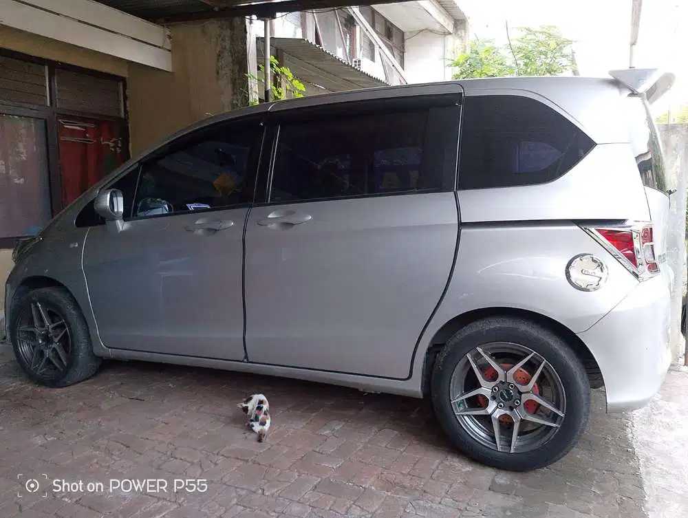 Honda Freed 2009 Bensin