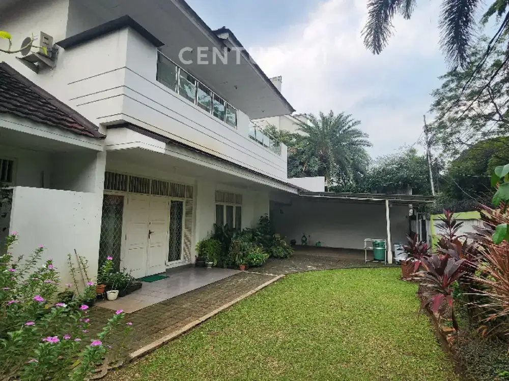 Rumah Asri Di Lokasi Premium Di Kebayoran Baru, Jakarta Selatan