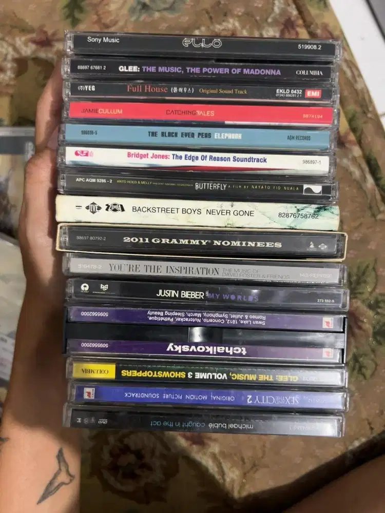 JUAL KOLEKSI CD MUSIK ORIGINAL