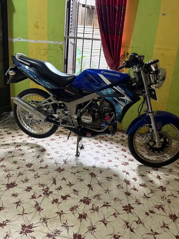Kawasaki Ninja M
