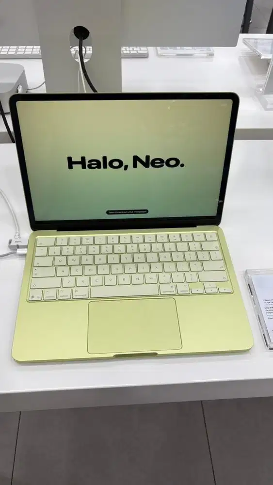 Promo menarik untuk Macbook Neo