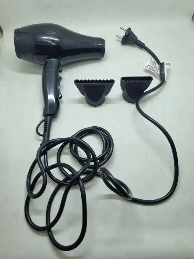 Hair dryer tuft