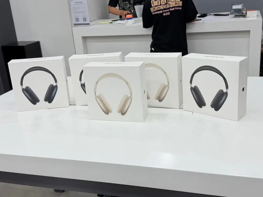 Airpods Max ready