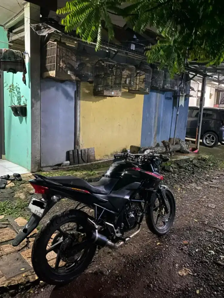 CB 150R 2014  Plat gunung putri