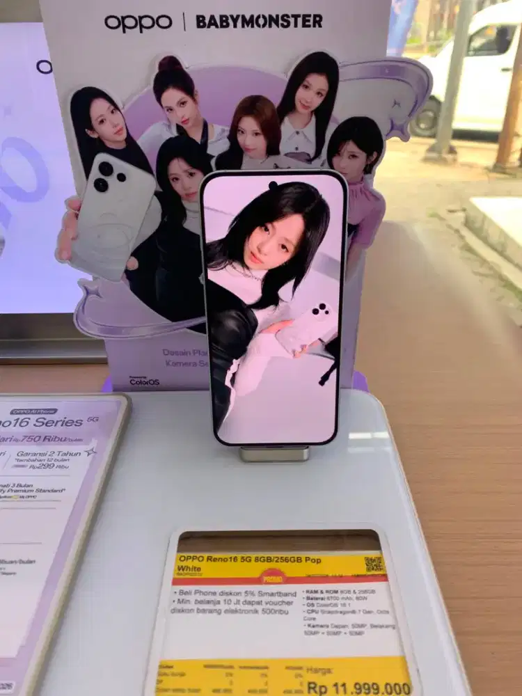 Kredit Oppo Reno modal KTP aja