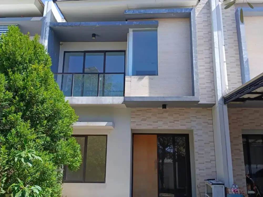 Rumah 2 LT Manis, BSD Strategis, 3 Kamar Stasiun Rawabuntu Pasar Modern BSD Dekat Abis, Griya Nusa Kencana Loka