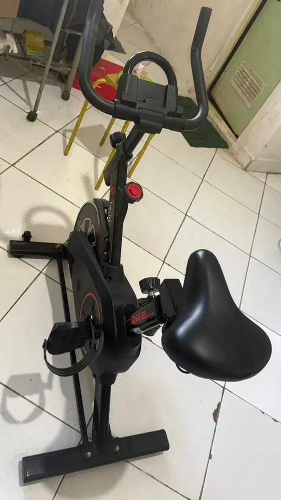 Sepeda Statis Spin Bike Used Like New