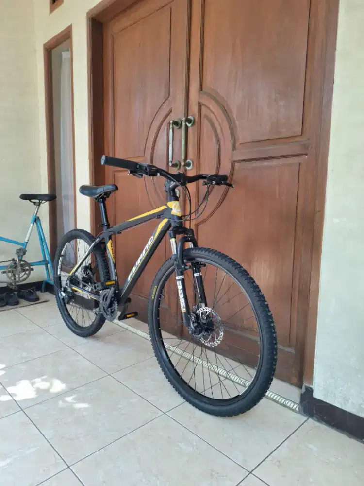 United avand whistler xc724 26 inch