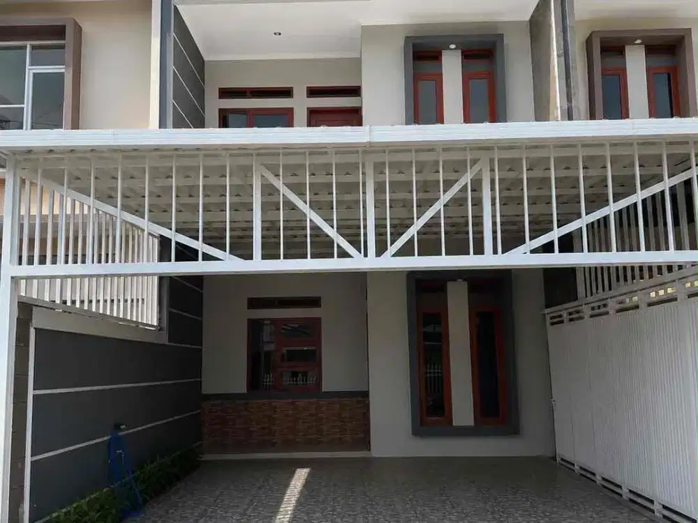 sewa rumah 2 lantai di turangga