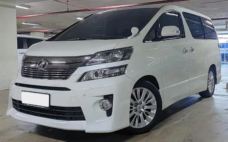 DP MURAH Toyota Vellfire 2.4 ZG Bensin-AT 2015 Putih CBFKB