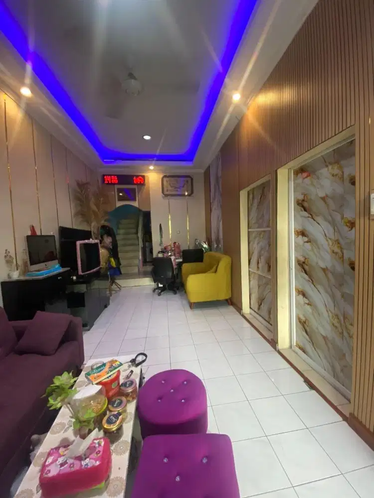 Rumah 2 lantai di Reni jaya baru pamulang