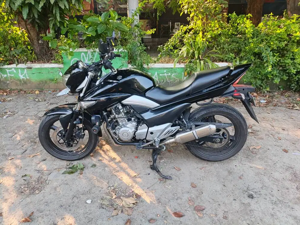 For sale Suzuki Inazuma 250 twin cylinder 2013 plat B Bekasi