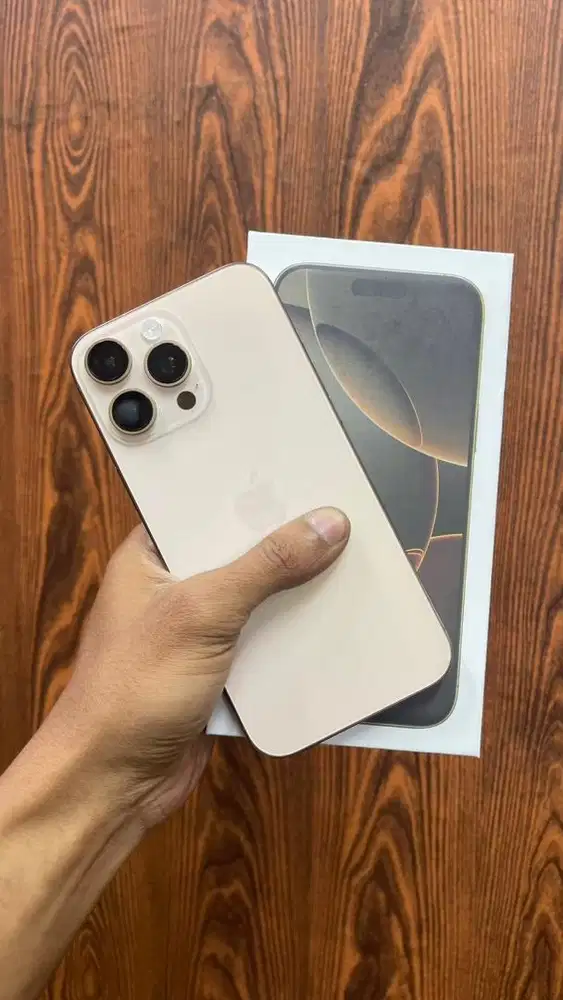 iPhone 16 pm 256gb ibox