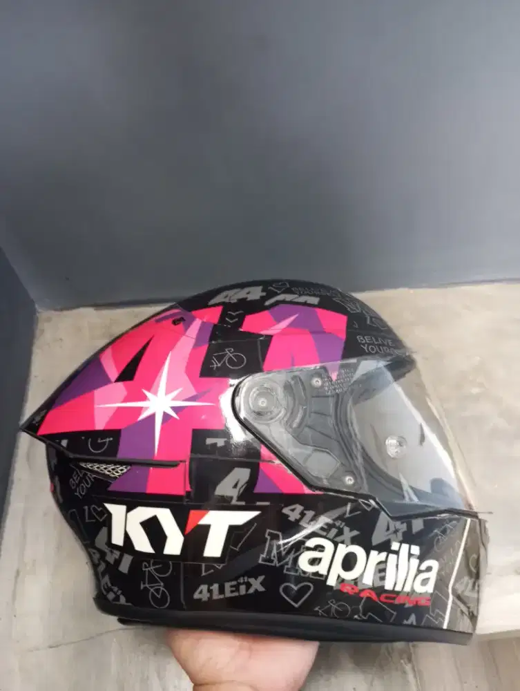 Helm fullface tt course aleix aprilia edition