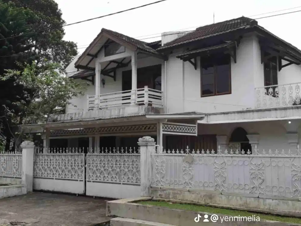 JUAL RUMAH BARANANGSIANG BOGOR SHM MEWAH DEKAT DENGAN ISTANA BOGOR