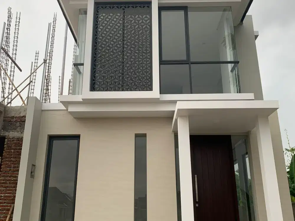 Rumah Gak Perlu Direnov! Sudah Rapi, Jalan Lebar, Bebas Genangan