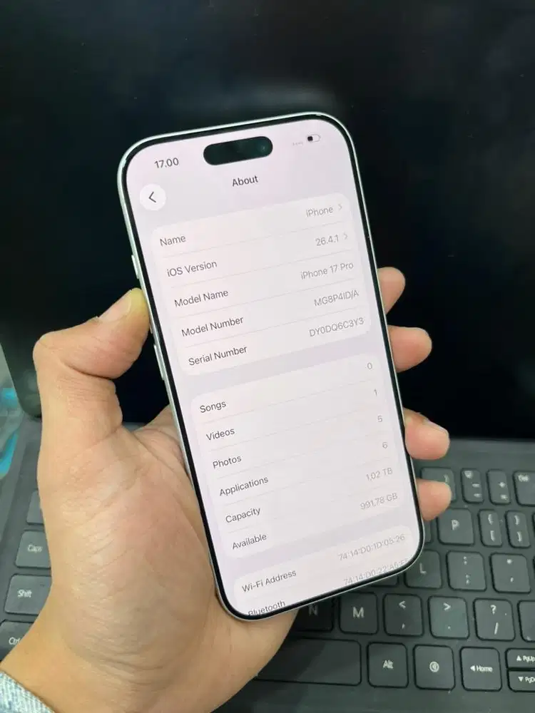iphone 17 pro 1TB silver open box