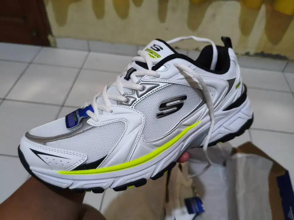 SKECHERS STAMINA SPORT BRAND NEW