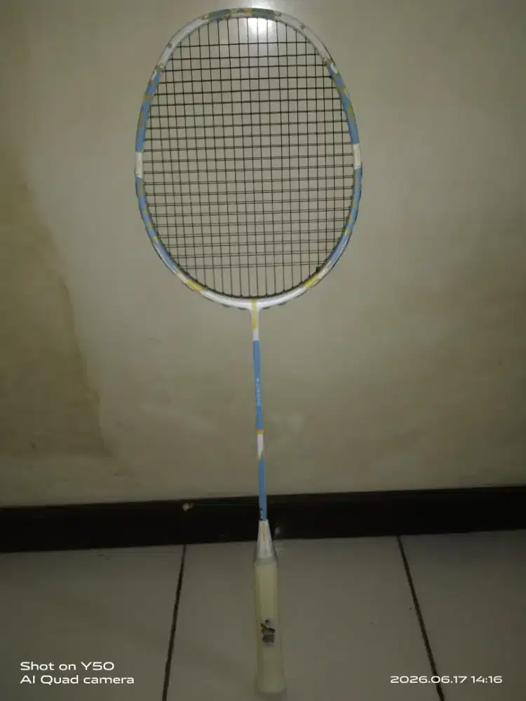 Raket bulutangkis Felet Kurina box