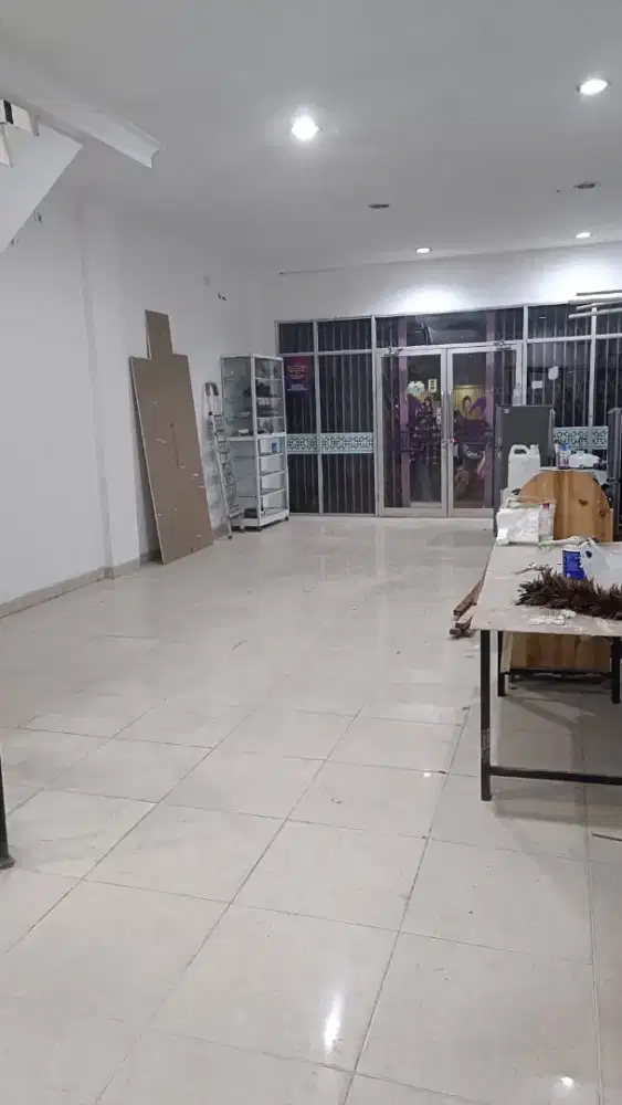 Sewa Ruko Bulevar Hijau Strategis
Kota Harapan Indah Bekasi