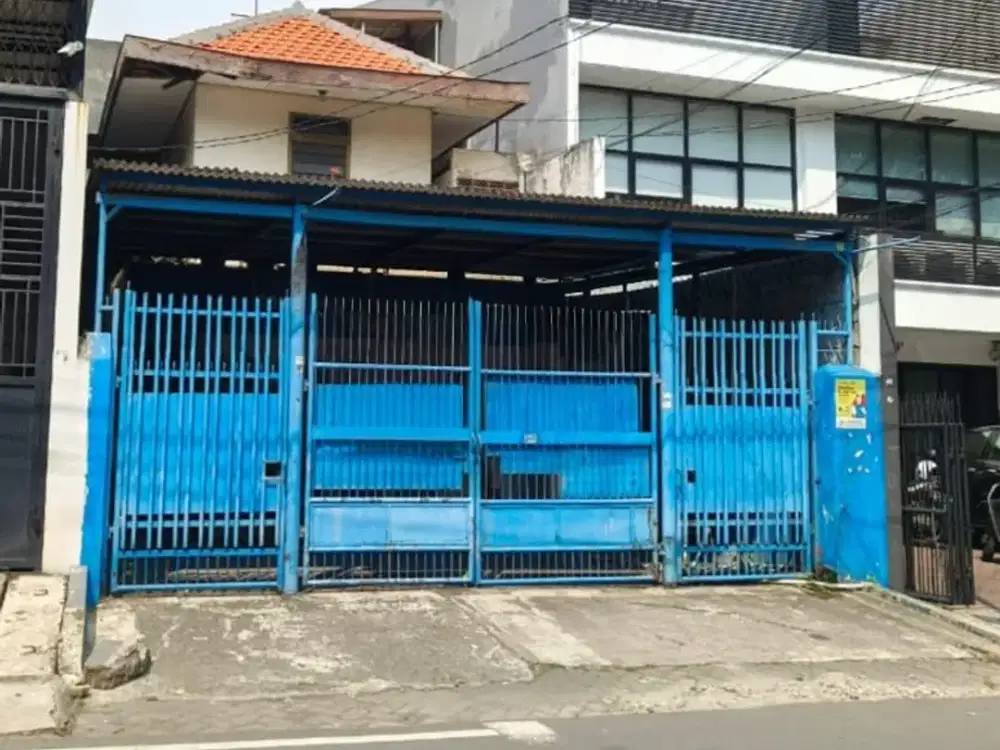 Di Jual Rumah di Jalur Strategis Cocok untuk Tempat Usaha dan Hunian di Tomang- Jakarta Barat