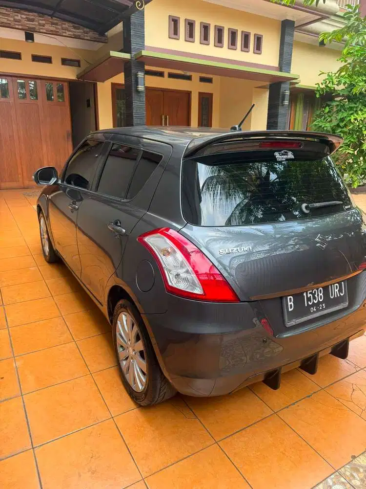 Suzuki Swift 2014 Bensin